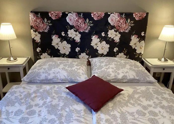 Apartment In Schwalbenhof Farm *