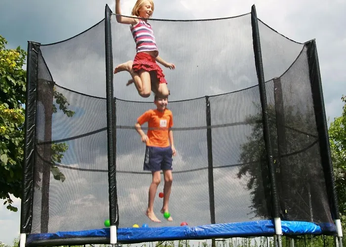 Apartment In Schwalbenhof Farm